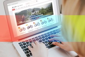 Der Onlineshop des Cube Store Zella-Mehlis ist auf einem Laptop zu sehen. Der Cube Store ist einer der Fahrradpartner des Fahrzeughaus Müller